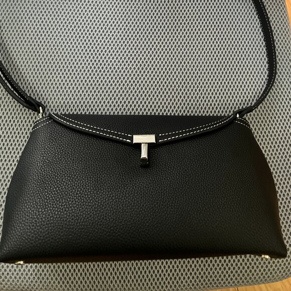 Toteme Handbags - Toteme Shoulder Bag Black